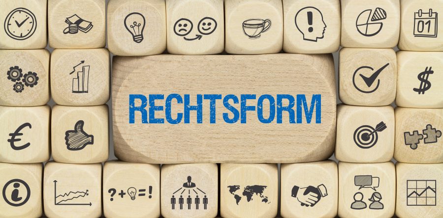 Würfel mit Rechtsformen