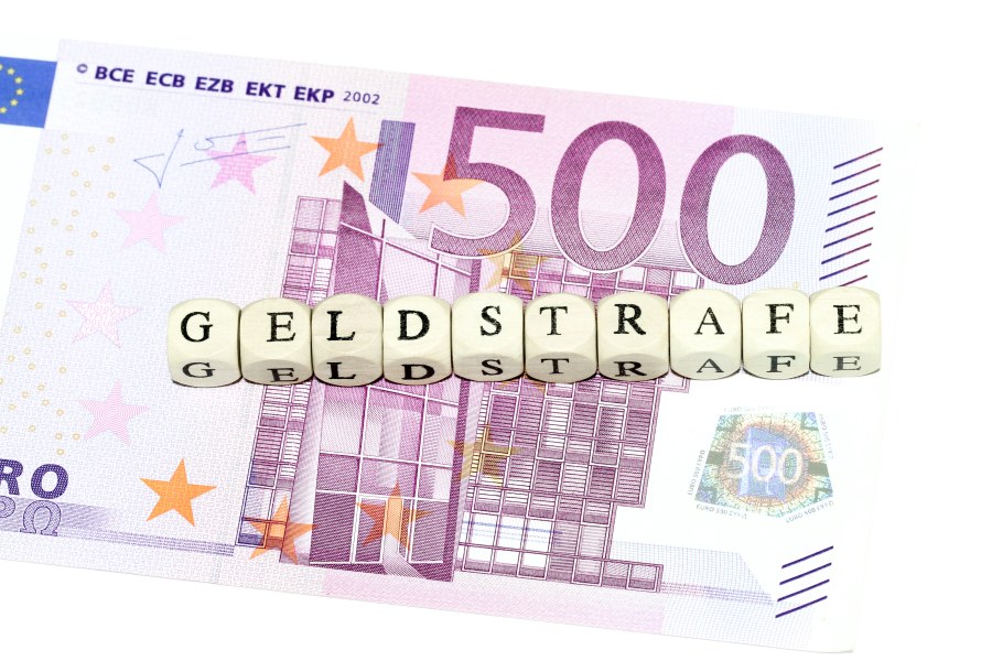 Würfel Strafgeld